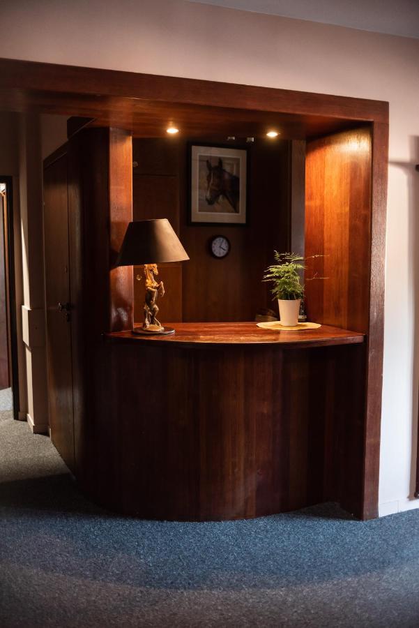 Hotel Podkowa วรอตซวาฟ ภายนอก รูปภาพ