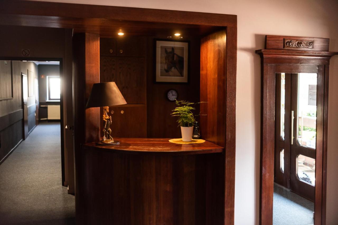 Hotel Podkowa วรอตซวาฟ ภายนอก รูปภาพ